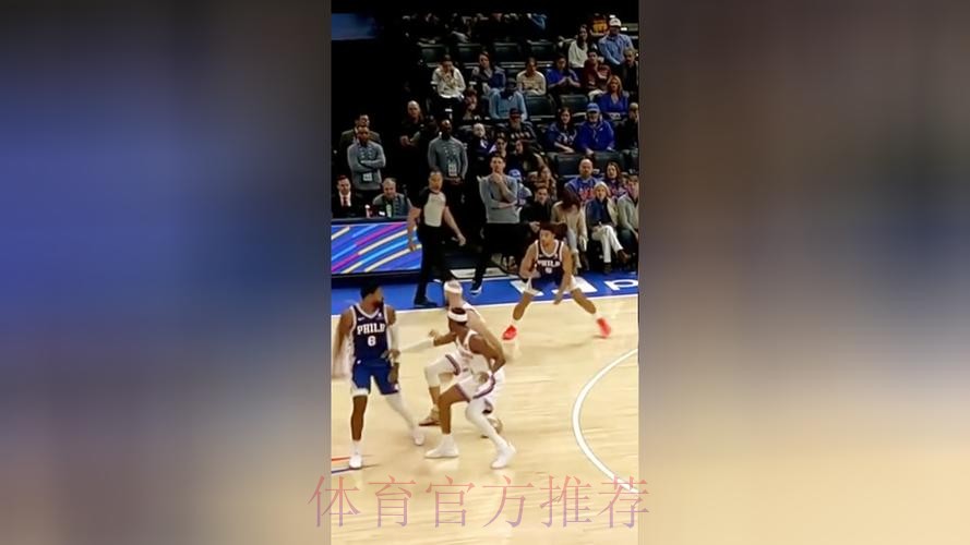 三分如雨!格威空位三分再次命中 三分如雨!格威空位三分再次命中